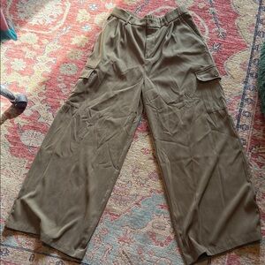 Women’s Khaki Green Cargo dress pants